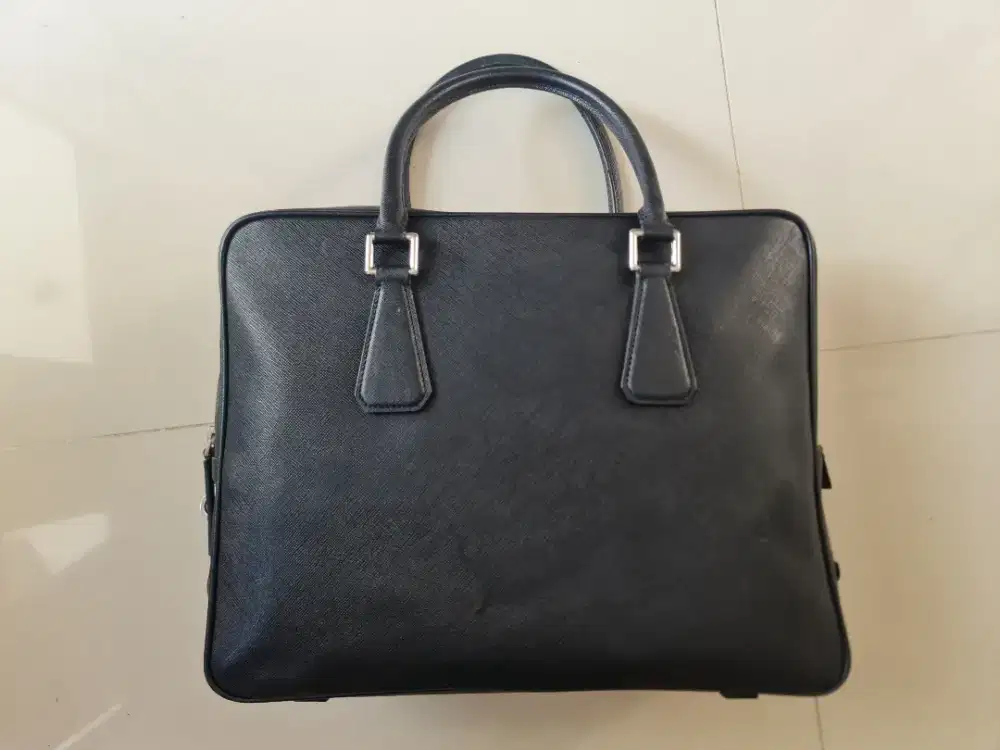 085. Tas Kerja Kantor Pria Handbag Prada Leather Black Second