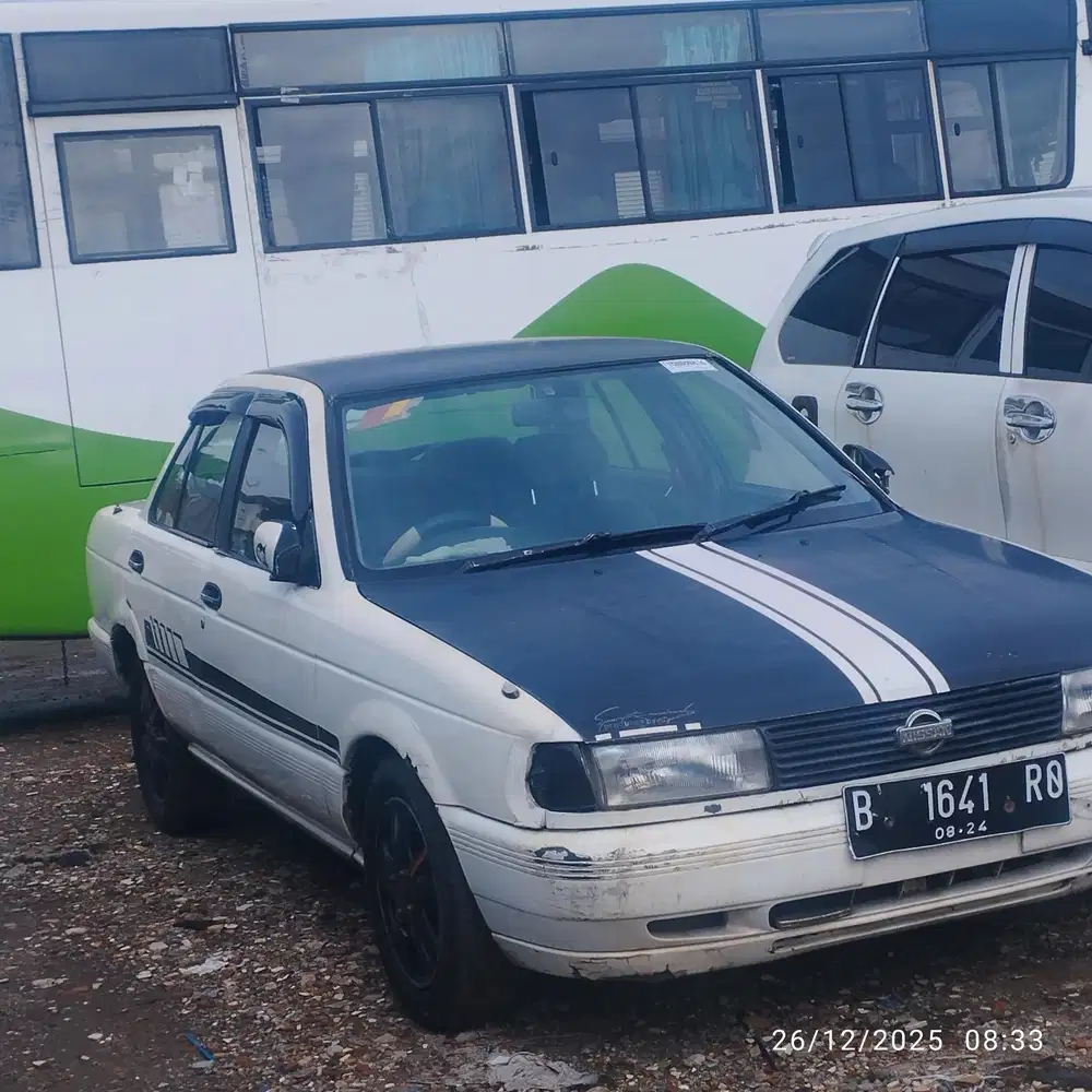 Nissan Sentra 1992 Bensin