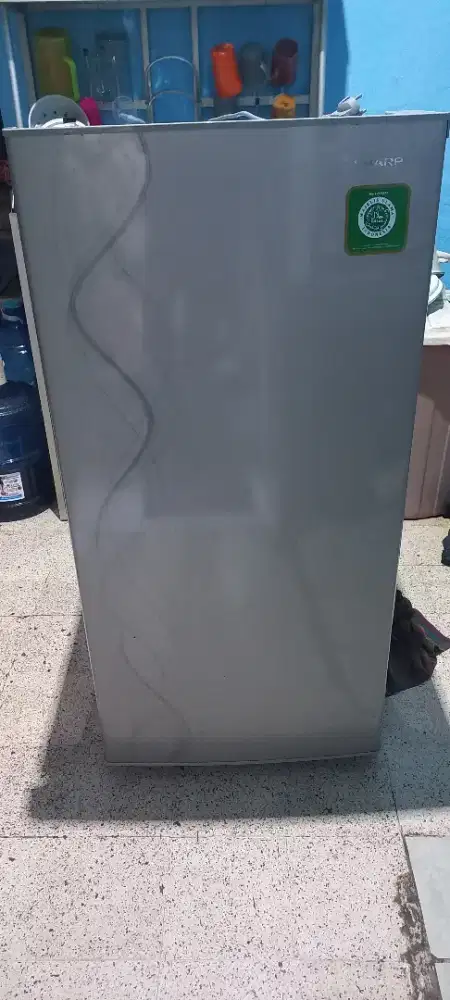 Kulkas Sharp super istimewa