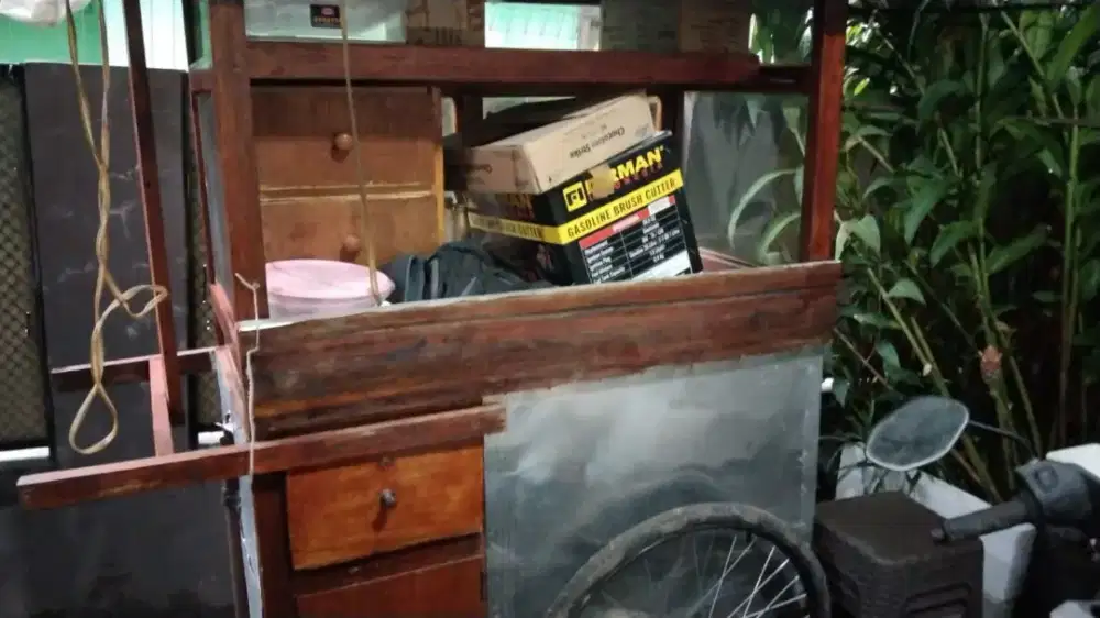 Gerobak mie ayam bakso bekas komplit