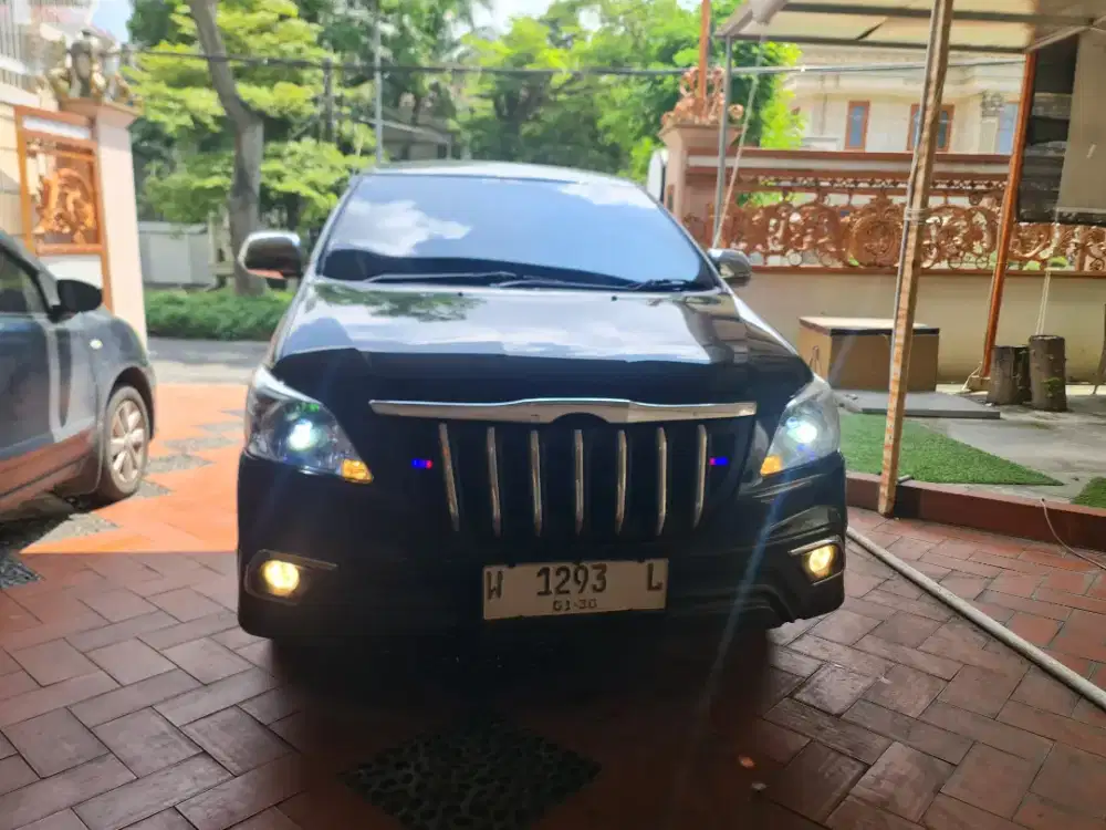 Kijang inova 2.0 MT 2014