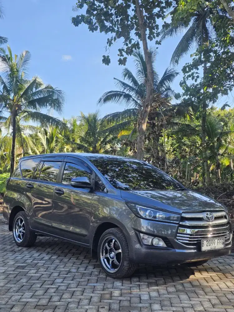 KIJANG INNOVA REBORN V 2.4 DIESSEL A/T