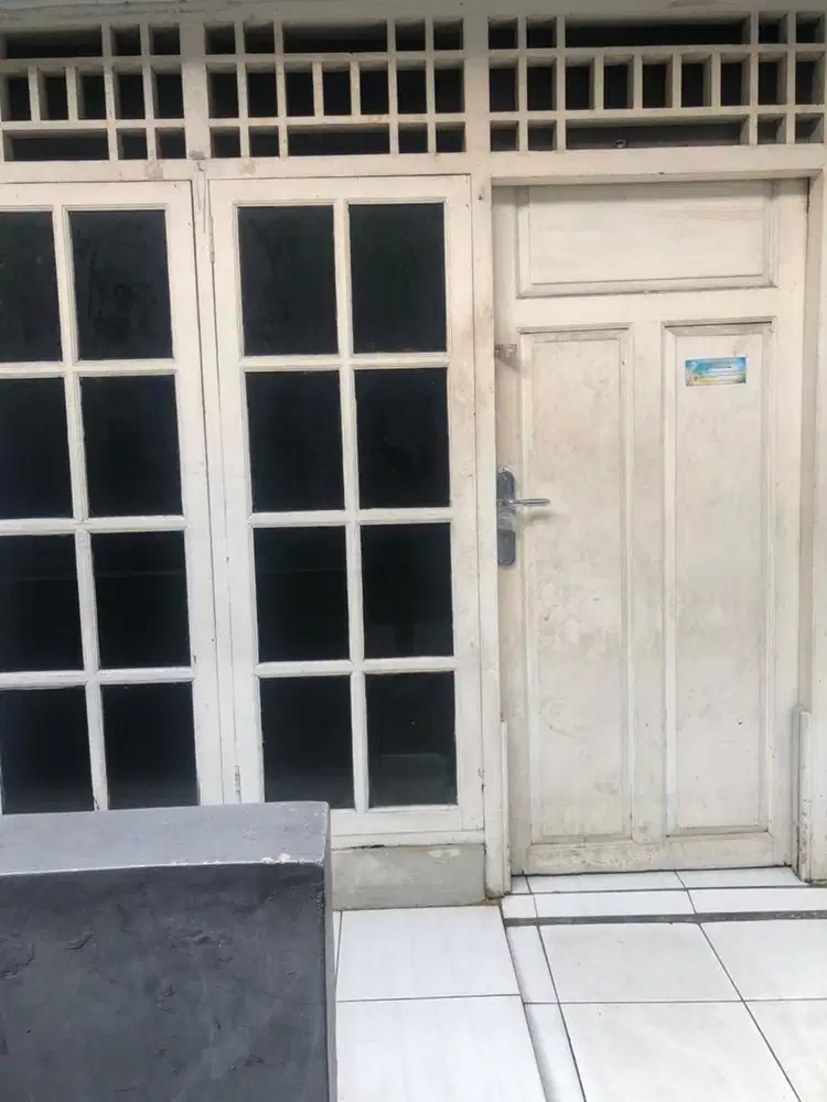 Di sewakan 1 unit kontrakan 3 petak