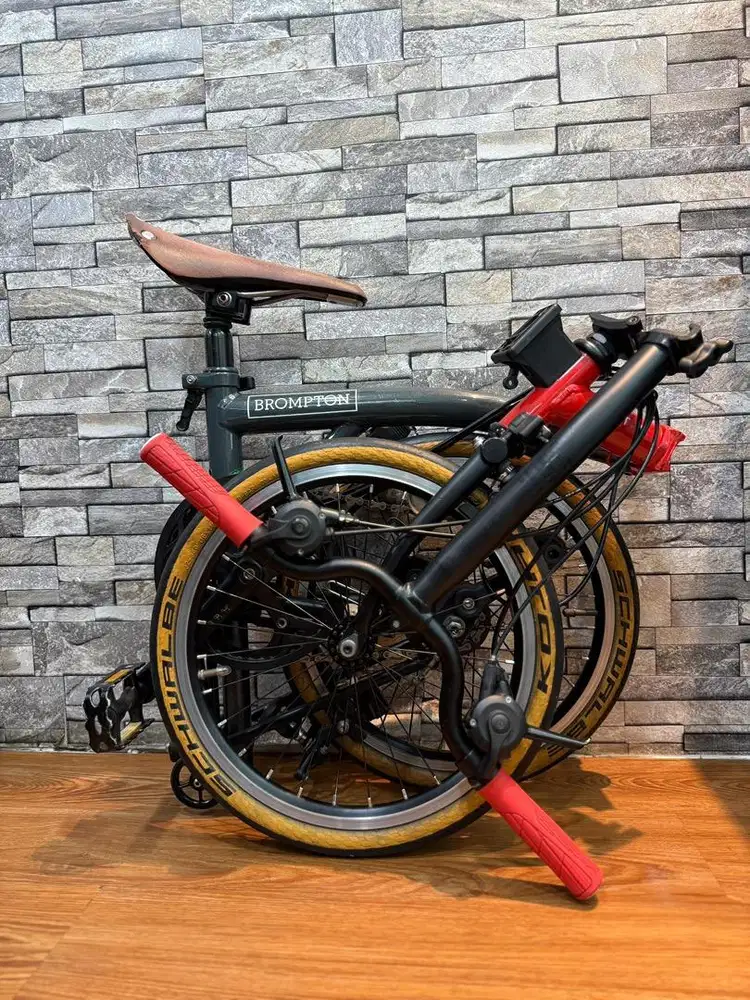 Brompton CHPT3 V1 antik