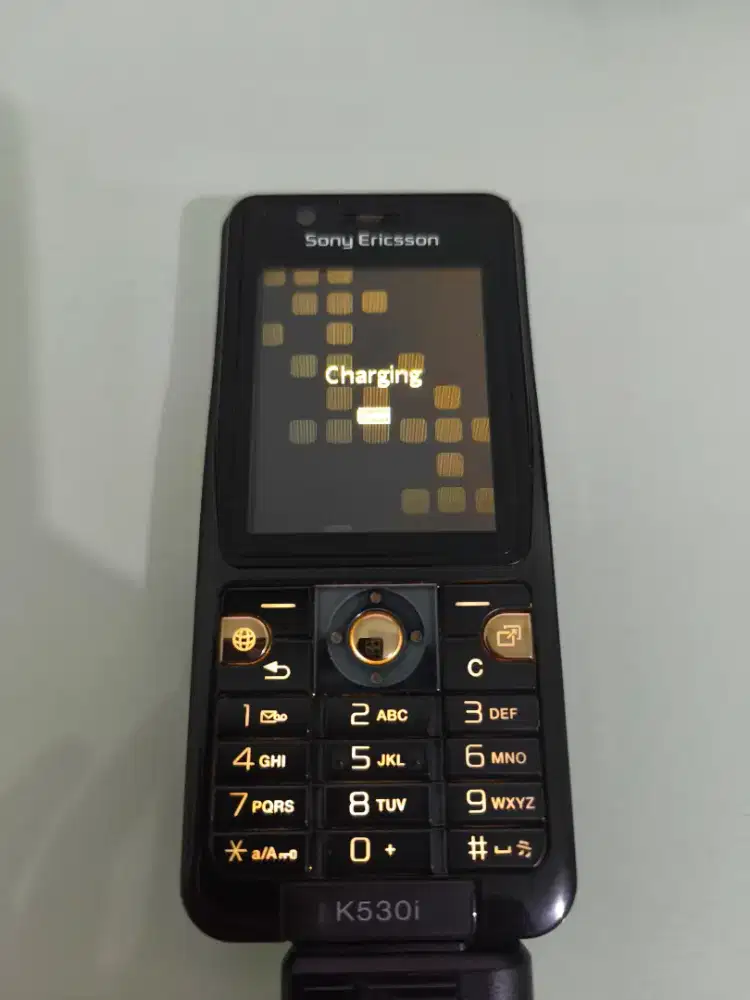 Sony Ericsson K530i Second