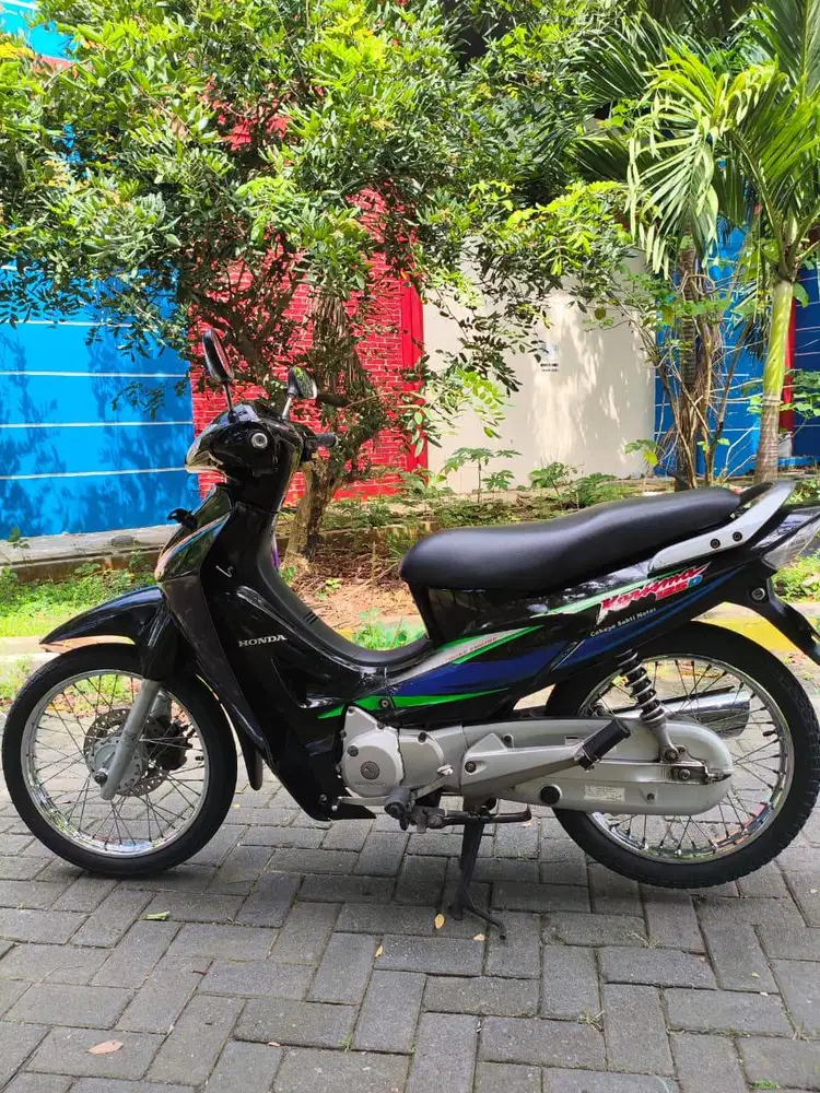 HONDA KHARISMA 125