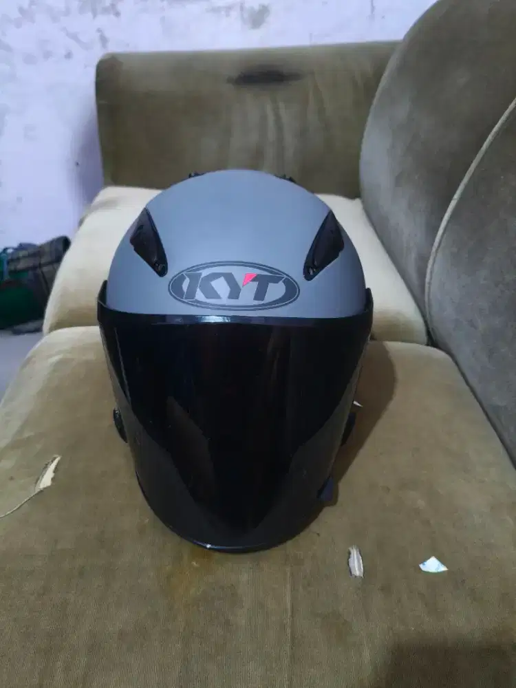 Helm Kyt Galaxy Flat R