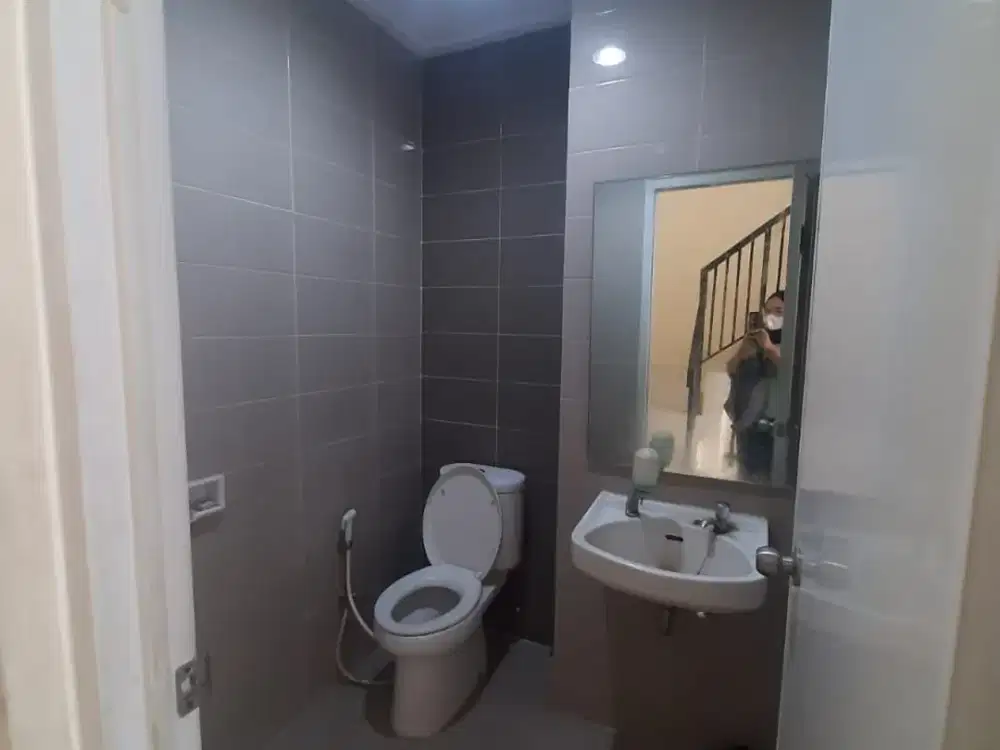 RUKO MURAH DI FOOD PLAZA CIBUBUR COUNTRY JAKARTA TIMUR