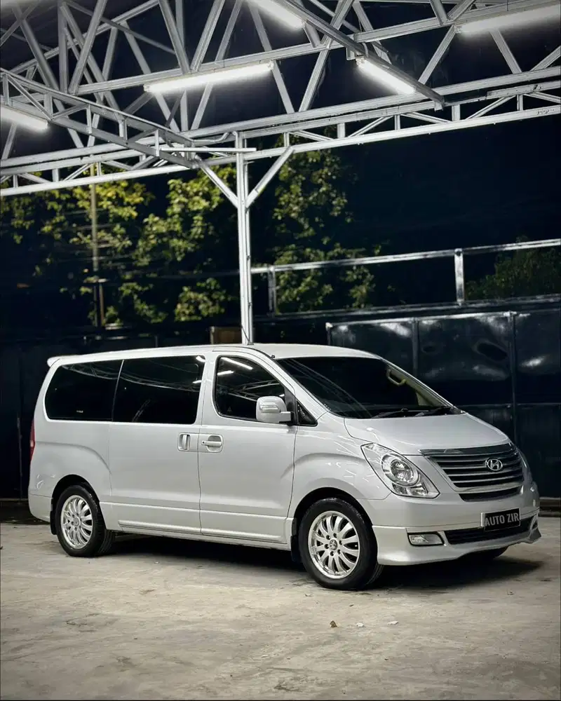 Hyundai H1 Royale MPI Silver 2013 Tdp Murmer Ori Menarik Bu Antik Baru