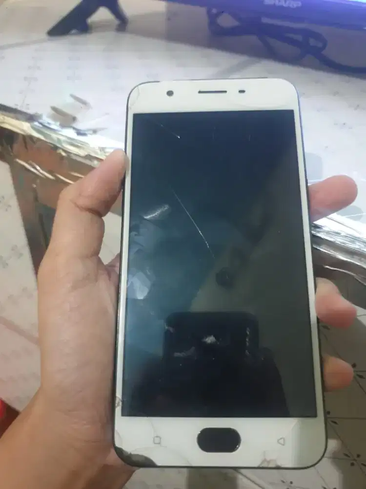 Oppo A57 - Batangan