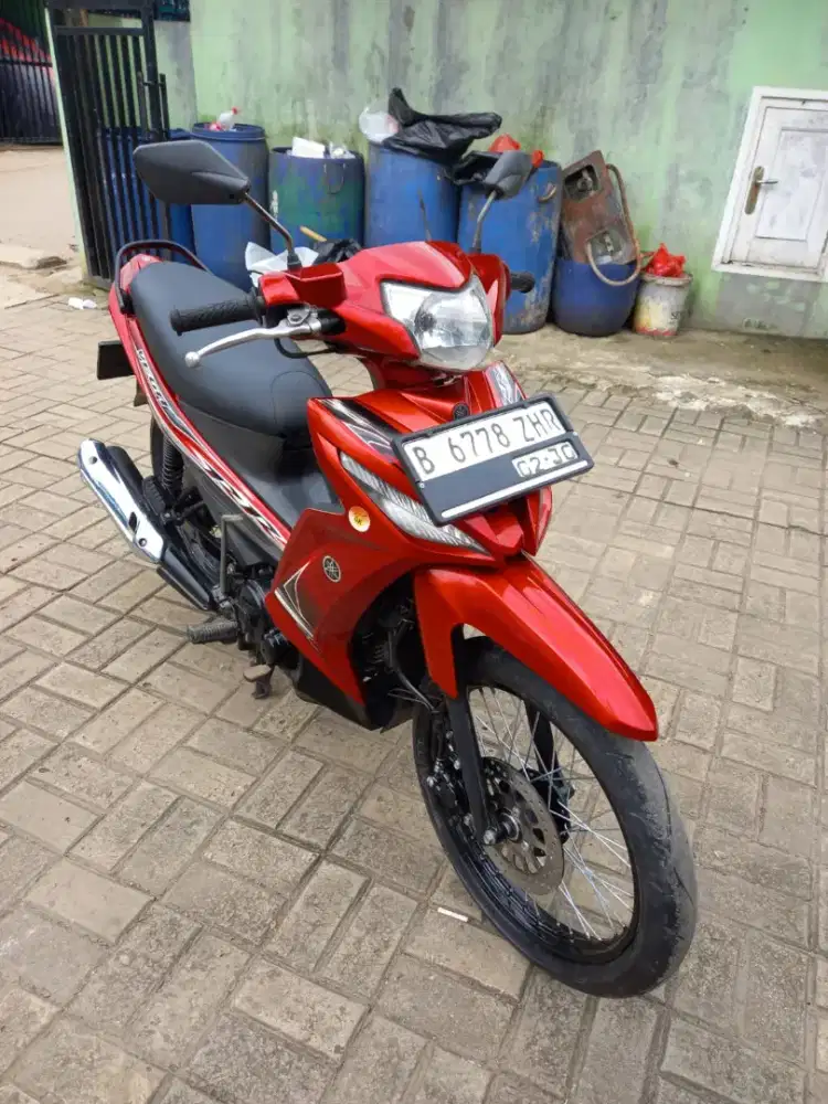 Yamaha vega rr 2015