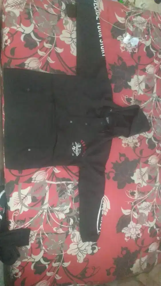 Jual' aja jaket von Dutch ukuran S