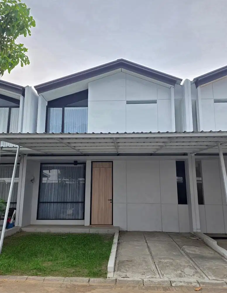 Disewakan Rumah Lengkap Perabot. Kompleks Ocean Drive Rolling Hills.