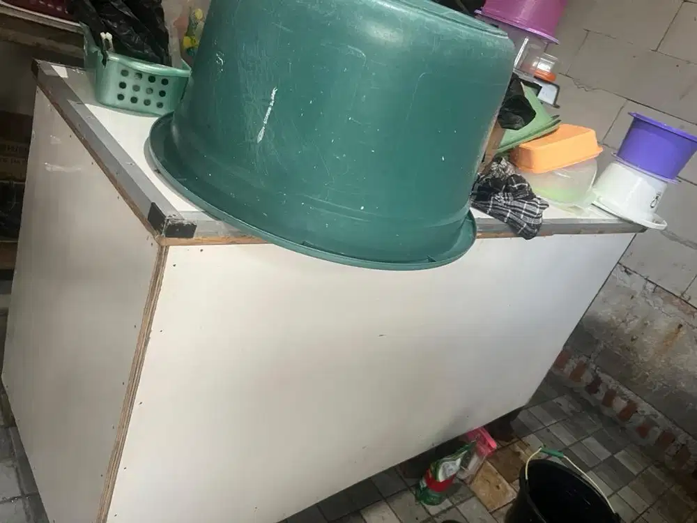 Di jual Meja L untuk jualan murah aja