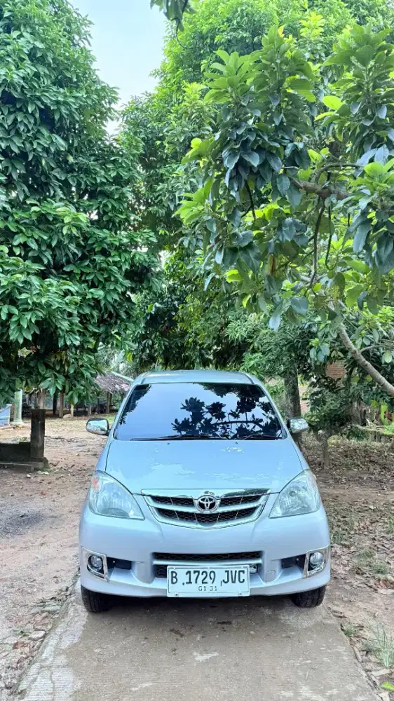 Dijual avanza g tahun 2011 istimewa gress