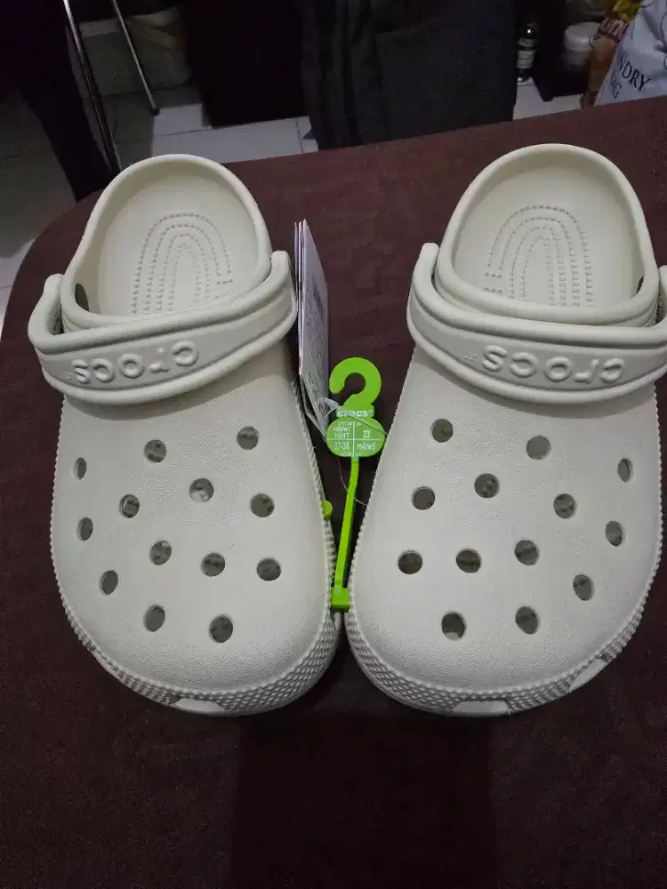 SANDAL CROCS CLASSIC