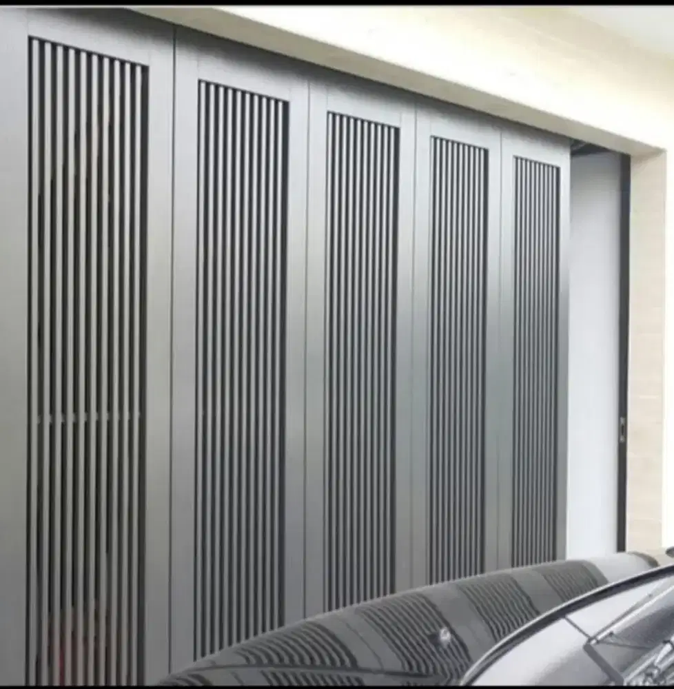 Pintu gerbang, railing tangga,kanopi, pintu dan jendela aluminium