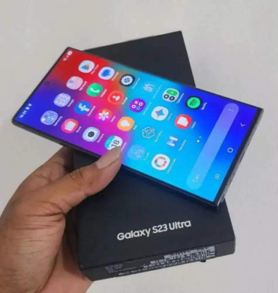 Samsung Galaxy S23 Ultra Ram 12Gb/512Gb lengkap no minus