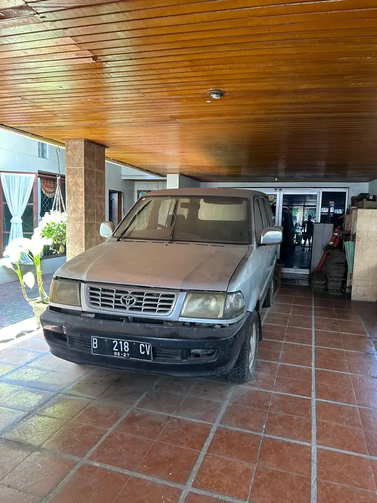 TOYOTA KIJANG 2.0