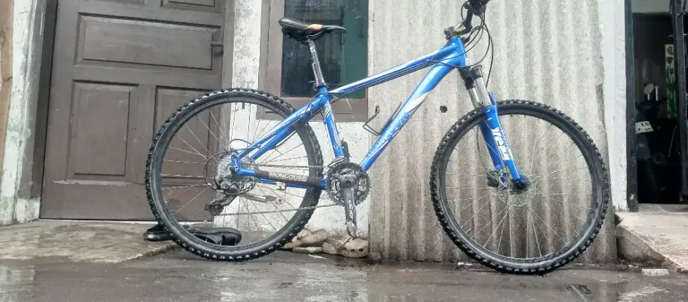 Mongoose tyax 26inch