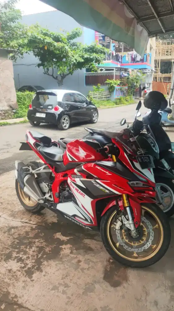 For sale CBR250RR