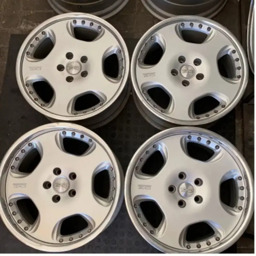 Velog Mobil Brand OZ