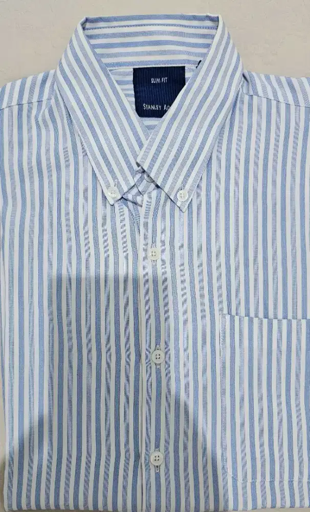 Jual Hem lengan pendek , motif garis garis, merek Stanley Adams.