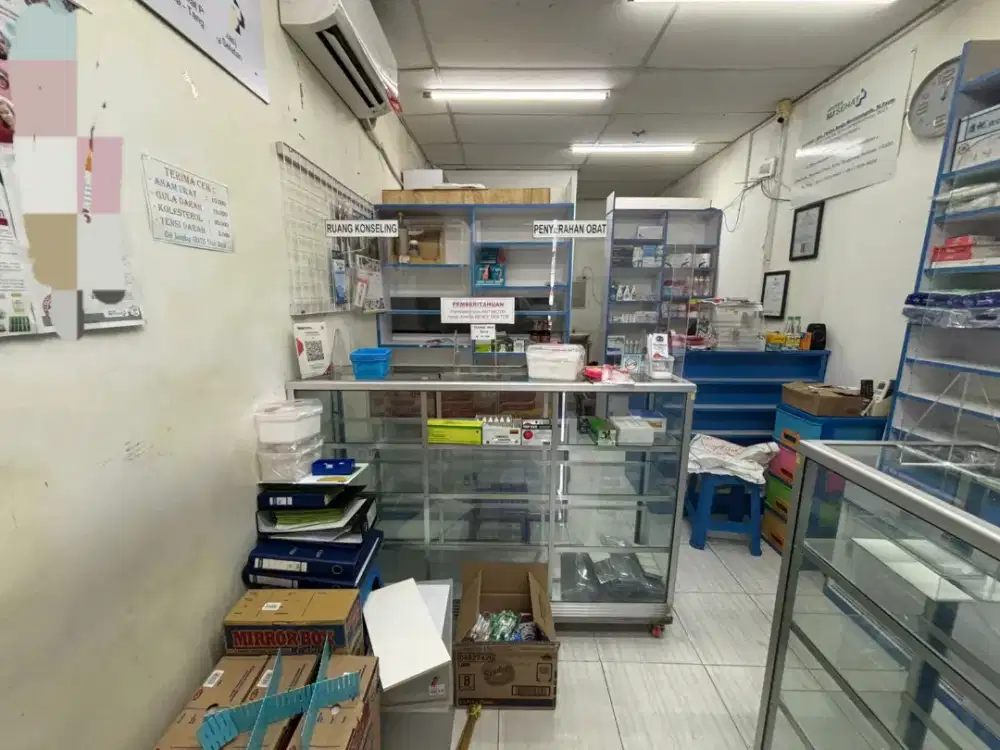 Etalase, Lemari, Meja, cocok utk Apotek