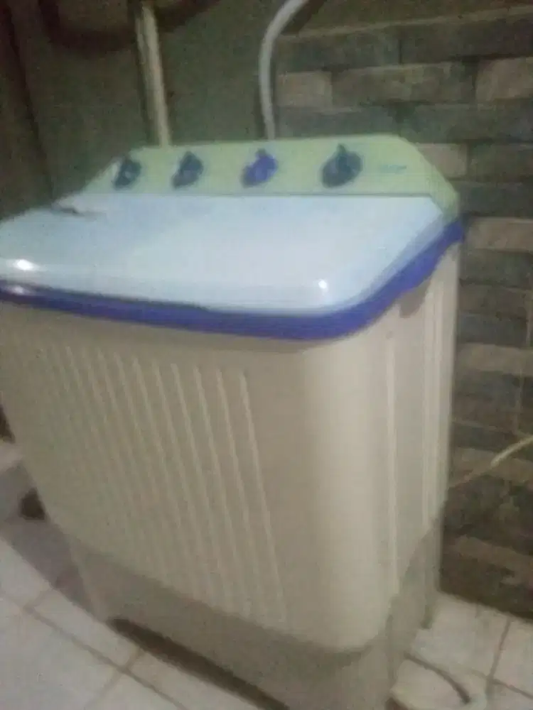 Jual mesin cuci Polytron. 7kg