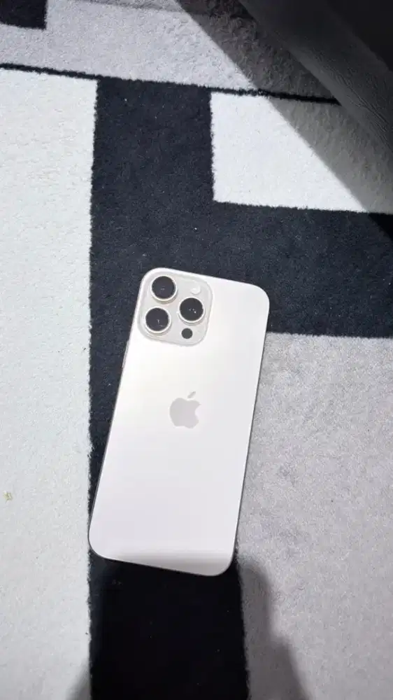 DIJUAL iPhone 16 Pro Max Ibox