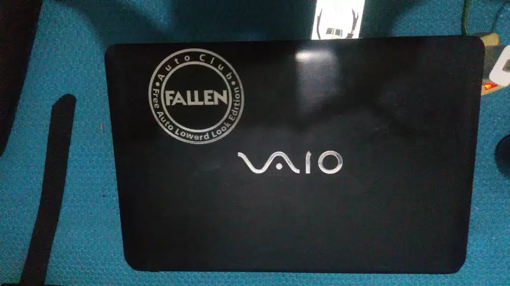 Leptop sony i3 ram 4 ssd 128