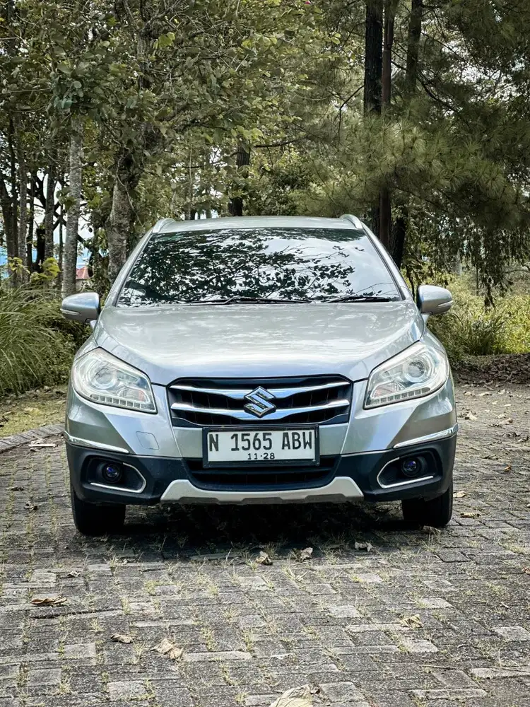 SUZUKI S CROSS 2016 MATIC SUPER ISTIMEWA