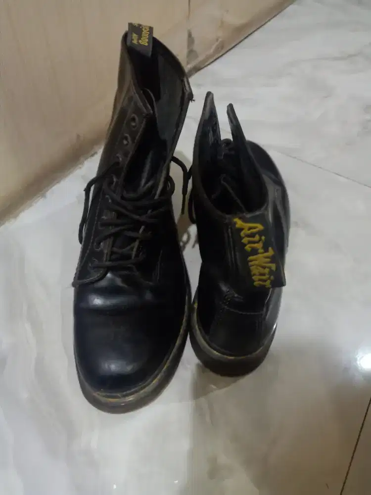 SEPATU VÍNTAGE DR.MARTENS ORIGINAL