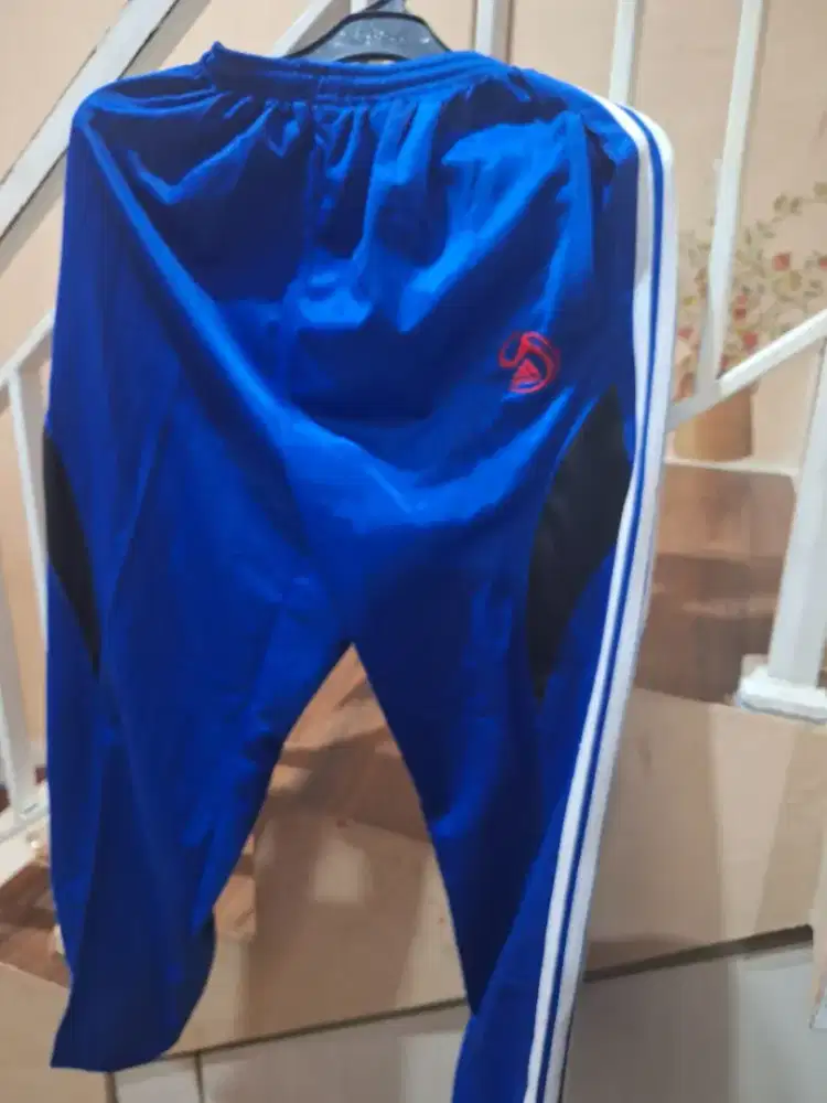 Celana sport training