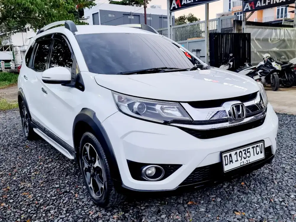 Honda BRV Prestige Matic 2016 Orisinil Terawat.Cash/Kredit