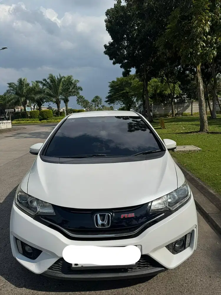 Honda JAZZ RS 2015 AT putih mutiara