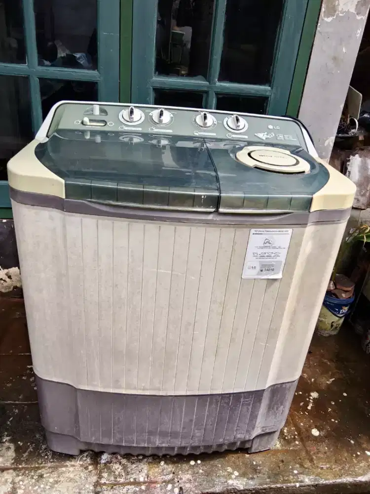 Mesin cuci LG 2 lubang