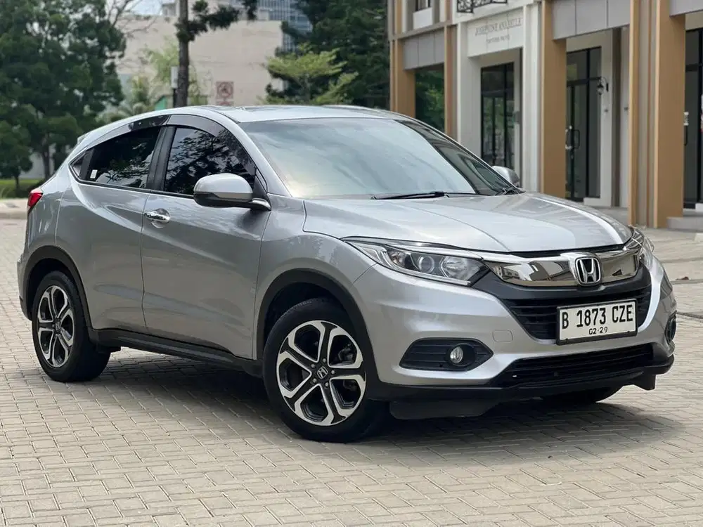 Honda hrv e at 2018