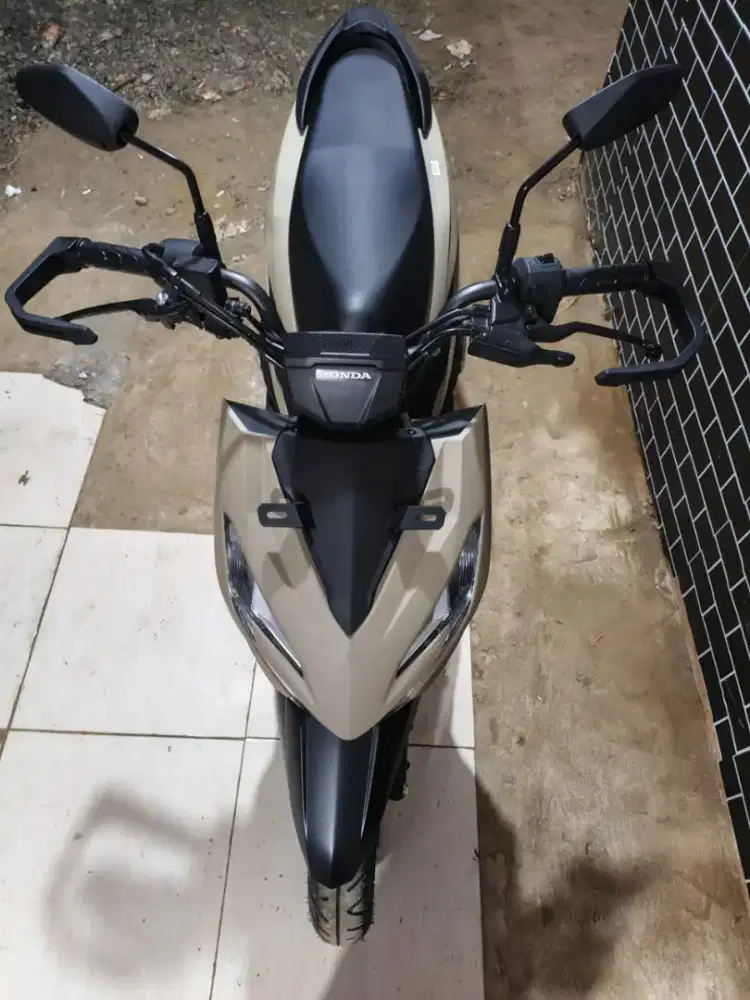 DIJUAL  CEPAT HONDA BEAT STREET TAHUN 2024 COD