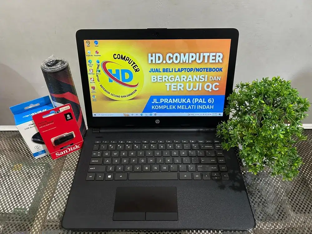 Laptop HP 14 Istimewa