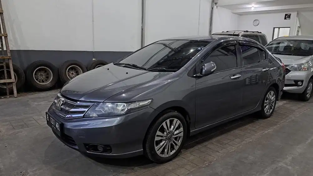 Honda City E AT 2012