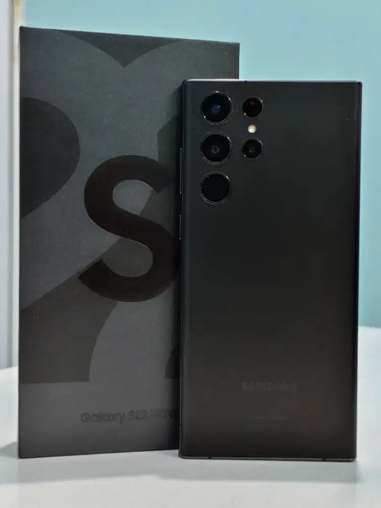 S22 Ultra 12/256 Black