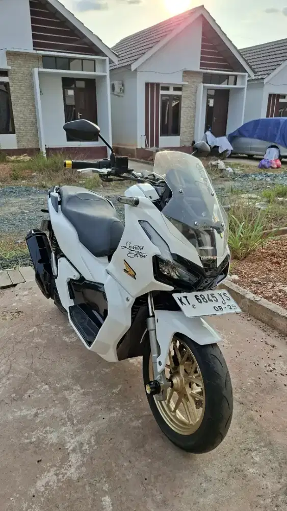 Djual honda ADV 150 tahun 2020 srt lngkap hidup panjng