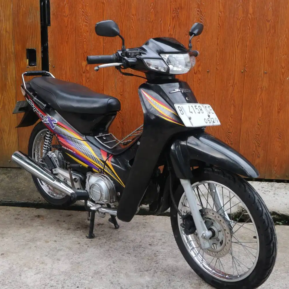 SUPRA X 2003 PAJAK AKTIF SIAP PAKE BISA TUKAR TAMBAH ATAU PAKE SPAYLTR