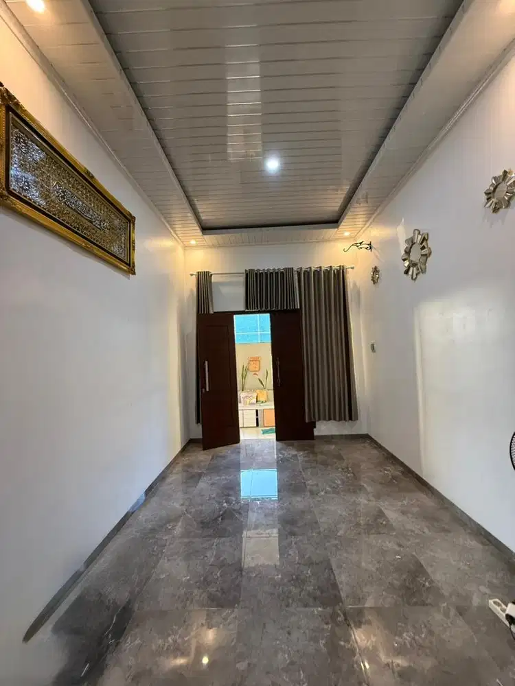 DISEWAKAN/DIKONTRAKKAN RUMAH DI BATUJAI LOMBOK TENGAH