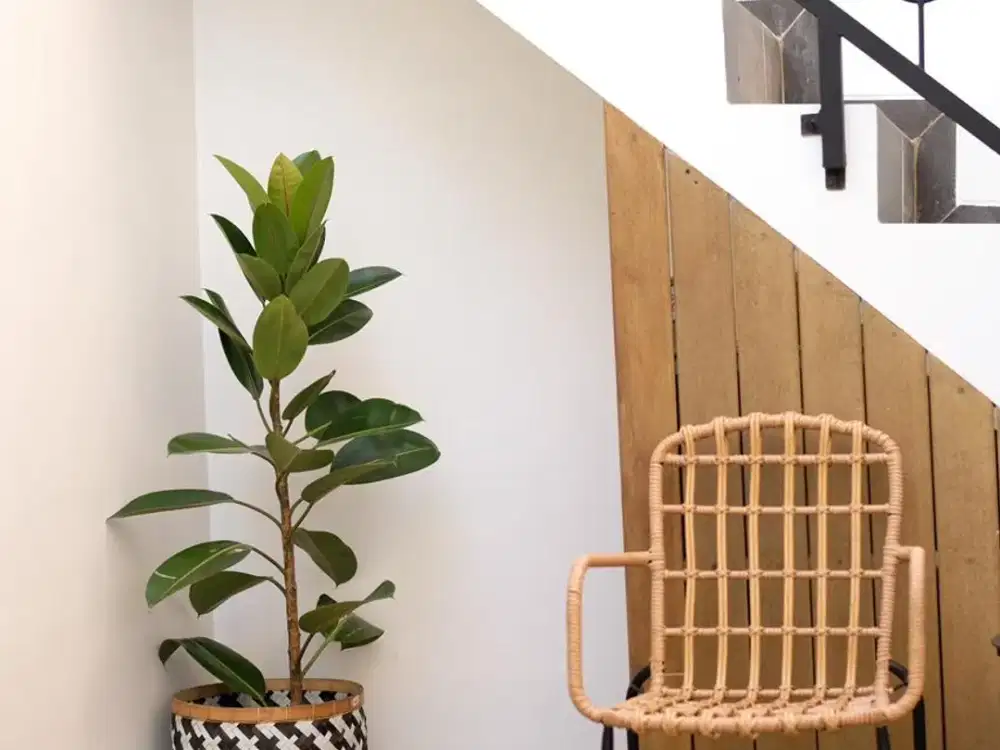 RUMAH Villa 4 KT Jl Damai Jl Kaliurang Palagan Dekat UGM, UII, Plemburan, Al Azhar