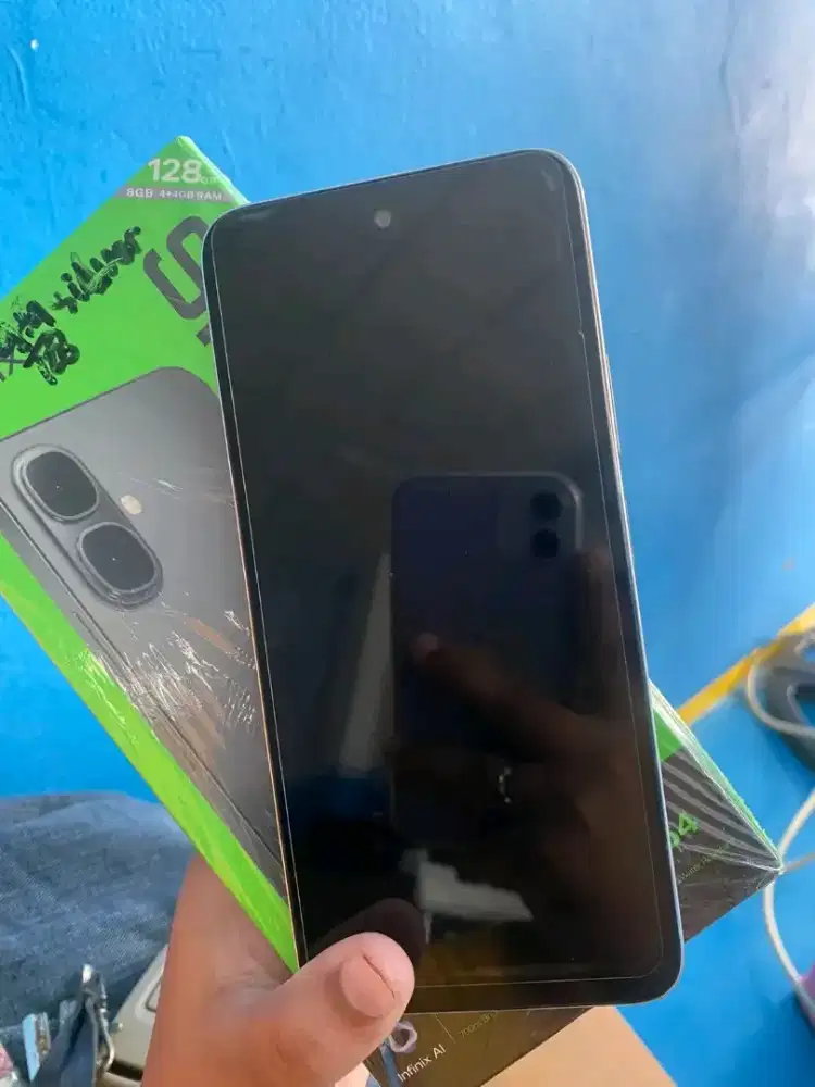 Infinix smart 10 4/128