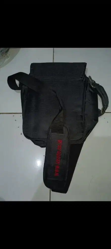 Dijual borongan Tas selempang ada 2 pcs