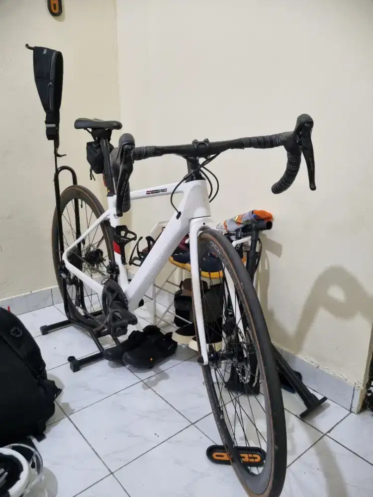 SEPEDA ROADBIKE