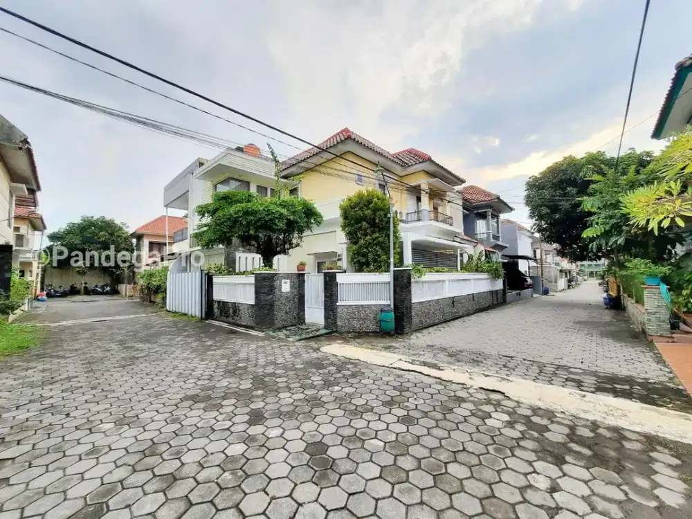 Rumah Mewah Jl Palagan Km 7 Dekat Jl Magelang, Monjali, UGM, UTY